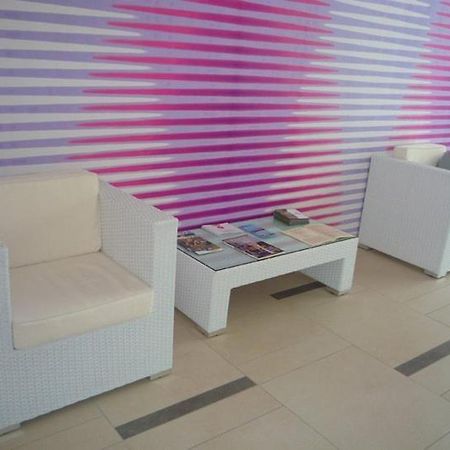 Hotel La Terrazza Барлета Екстериор снимка